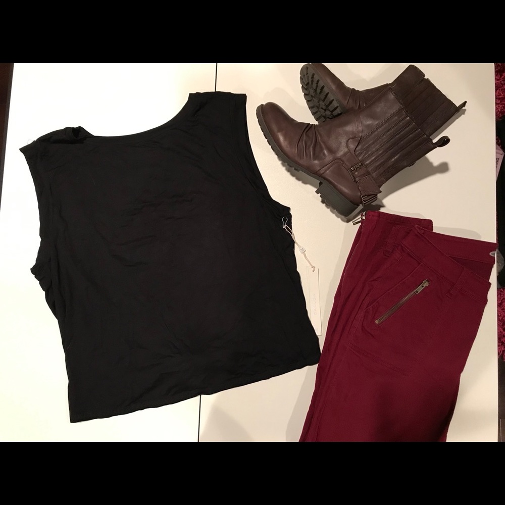 Caslon black open back with tie shirt